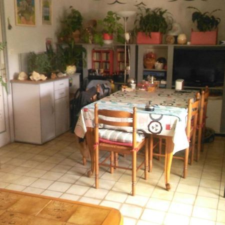 Petit Chez Soi Dans Mon Petit Chez Moi Biganos Exterior foto