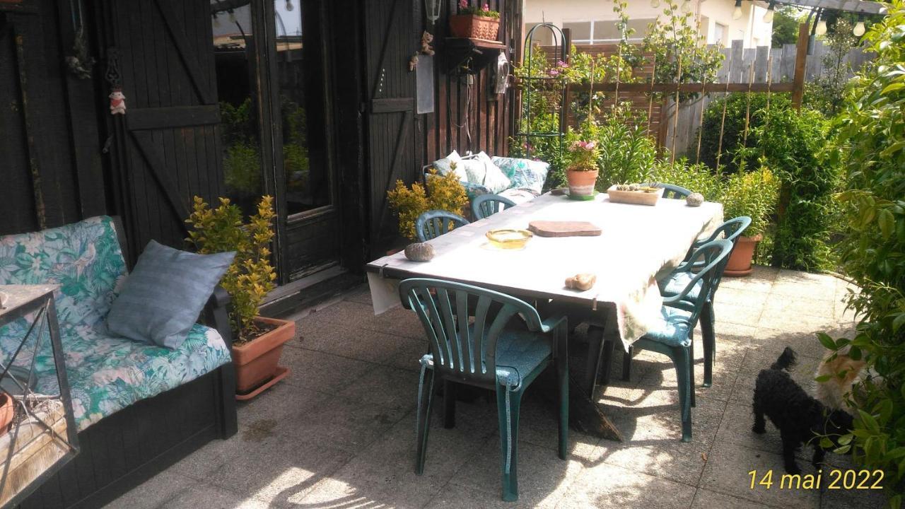Petit Chez Soi Dans Mon Petit Chez Moi Biganos Exterior foto